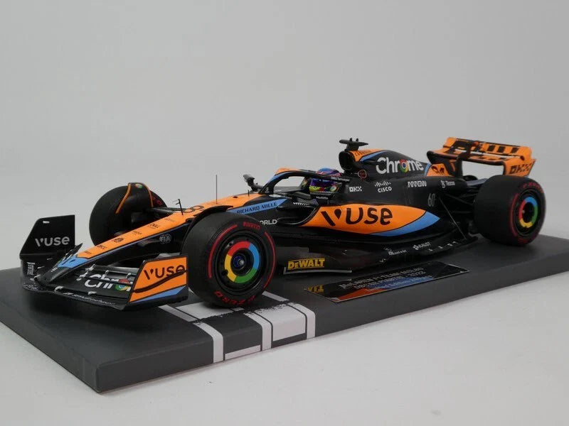 1:18th McLaren MCL60 Oscar Piastri #81 2023