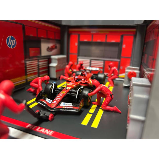 1:43rd Scuderia Ferrari F1 Charles LeClerc #16 Pit Crew Set