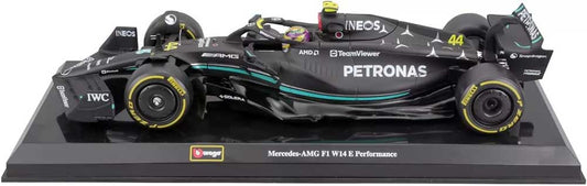 1:24 Mercedes AMG F1 W14 Lewis Hamilton #44 w/driver